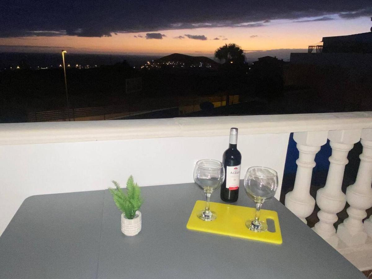 1 Bedroom Giuly Sea Views In Los Cristianos Los Cristianos  Exterior foto